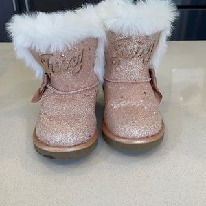 Juicy couture winter boots